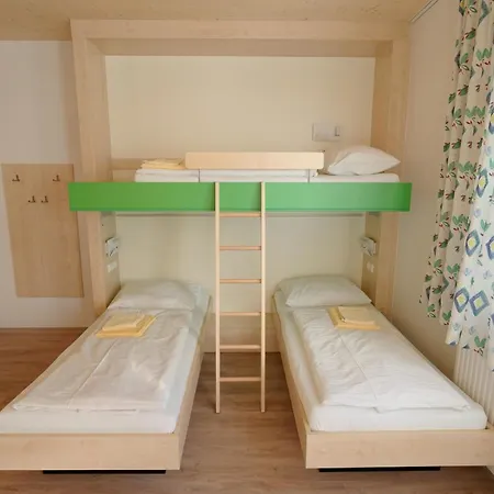 Jugendgaestehaus *
