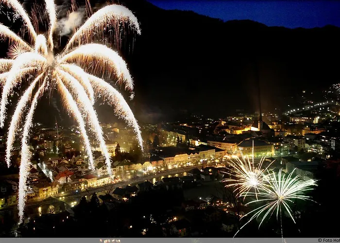 Jugendgaestehaus Хостел *