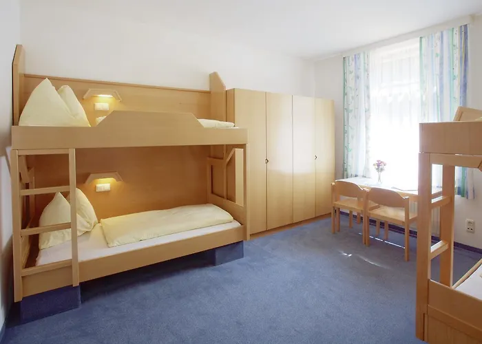 Jugendgaestehaus Хостел