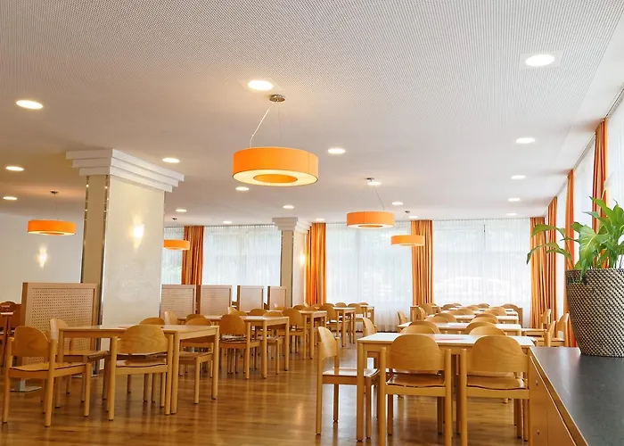 Hostel Jugendgaestehaus *